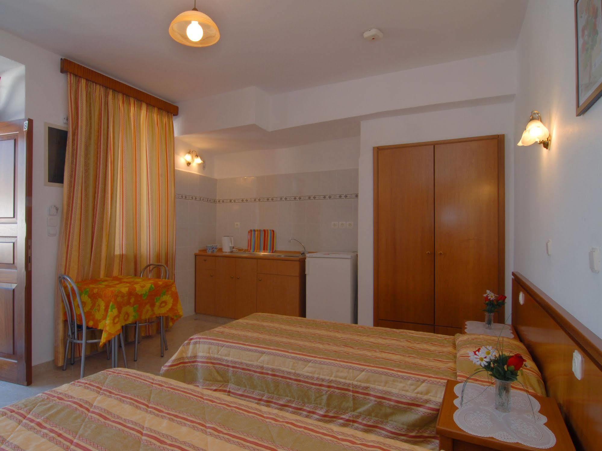 St. Paul'S Bay View Suites 林都斯 外观 照片