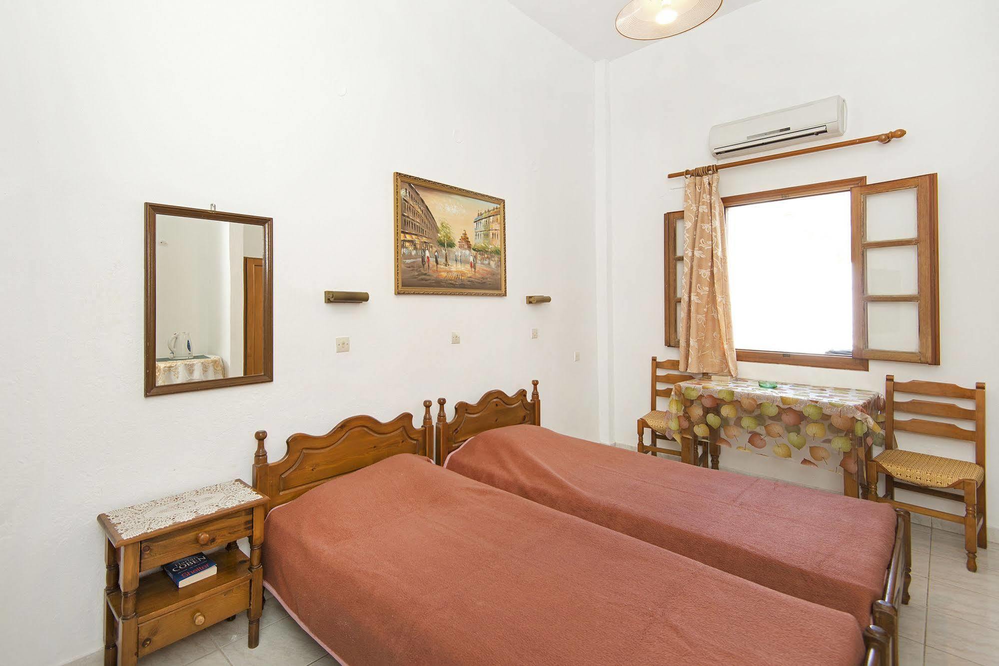 St. Paul'S Bay View Suites 林都斯 外观 照片